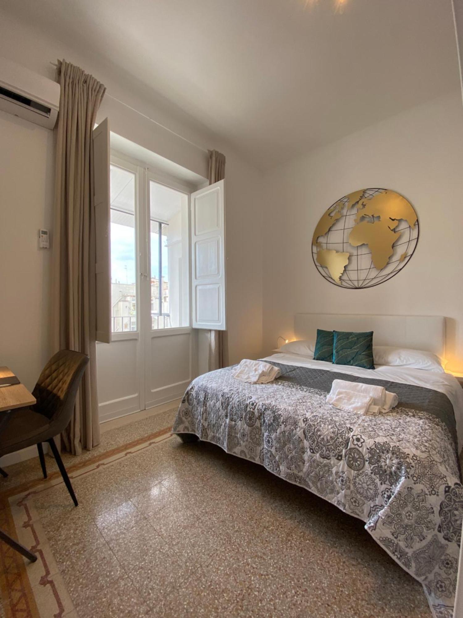 Conte Cavour Apartment Bari Exterior photo