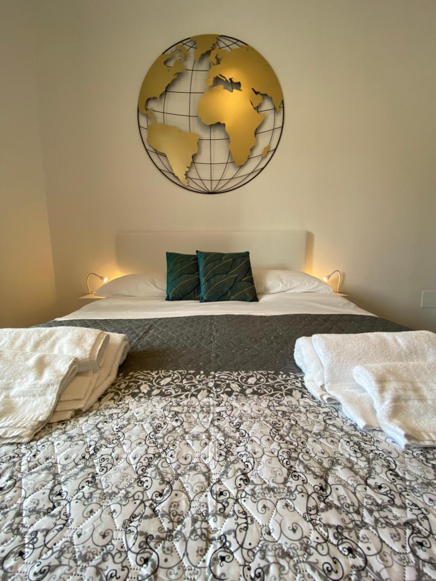 Conte Cavour Apartment Bari Exterior photo